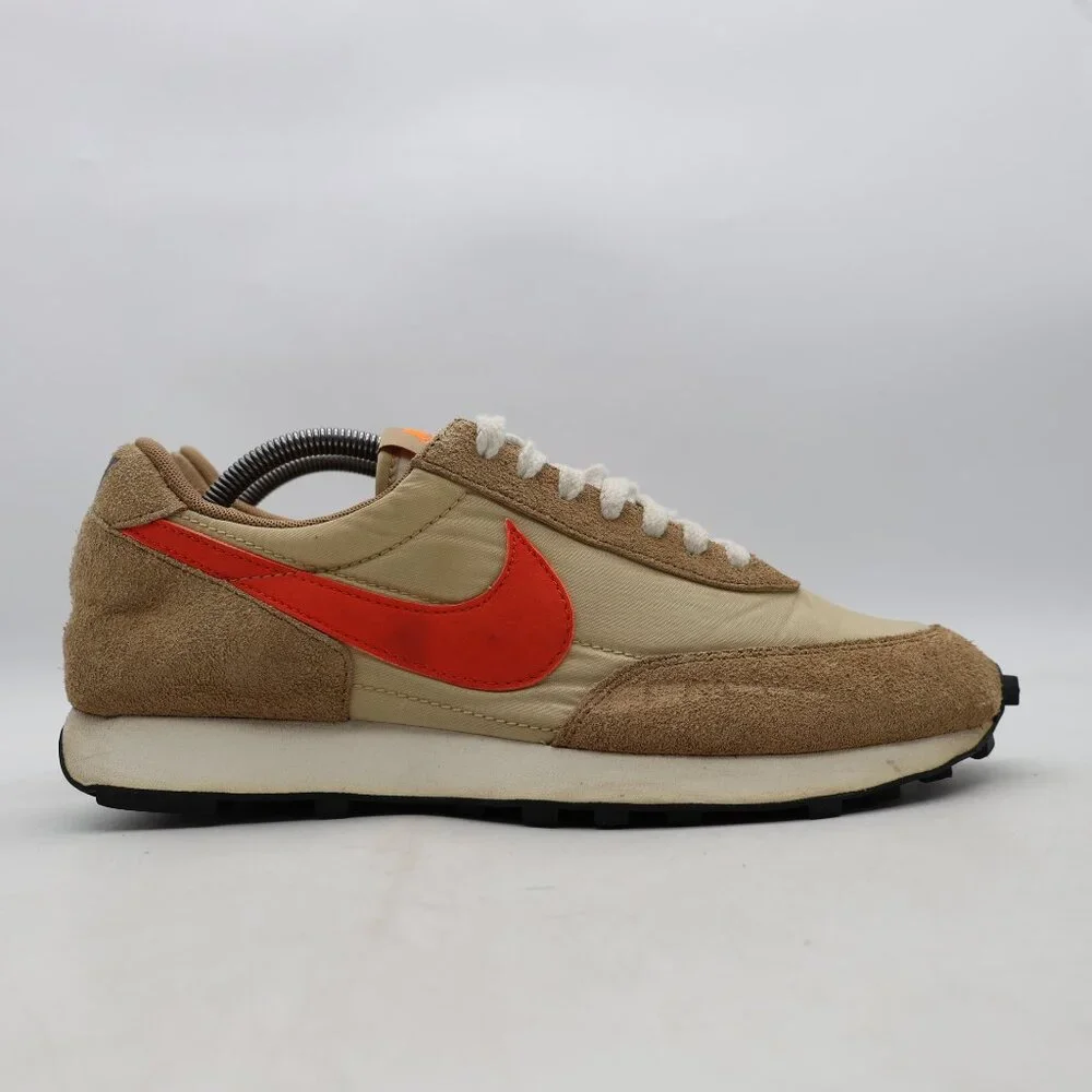 Nike Daybreak SP Vegas Gold College Orange Men's Size 11 Sneakers BV7725-700